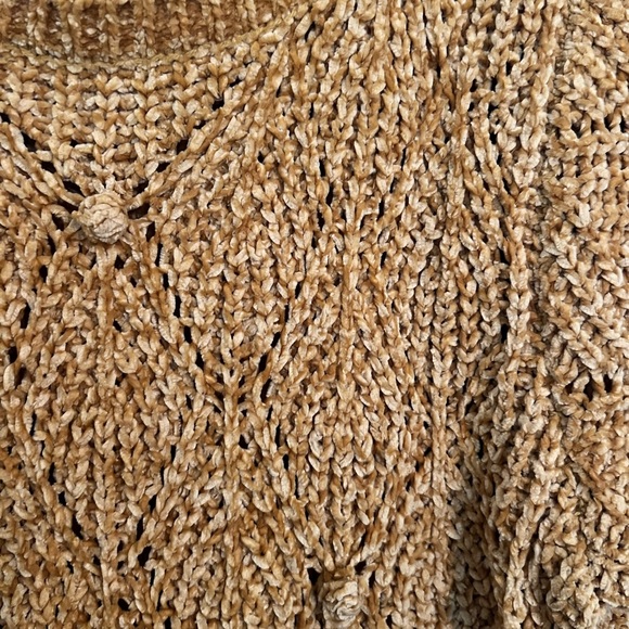 Gently worn bright gold shenile sweater with 3-d knot detail - Picture 3 of 4